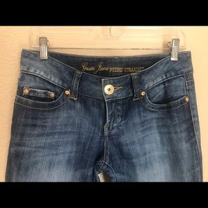 Guess jeans size 28. 43 inches long